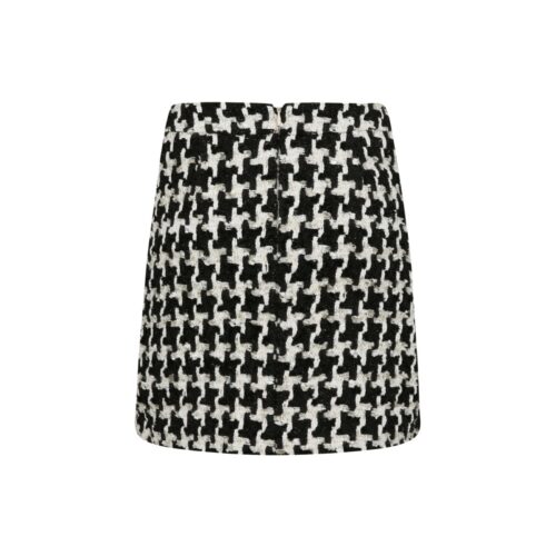 Alternative view of #17.1 Shiny B/W Houndstooth Tweed (Skirt)
