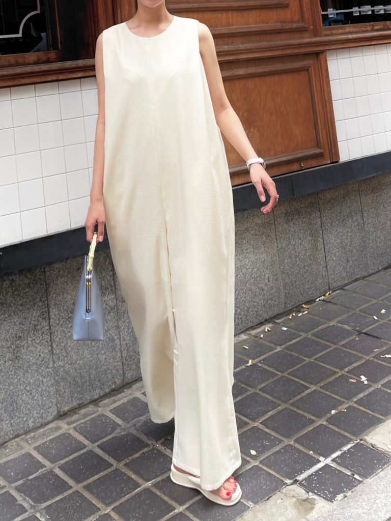 #76 Goodbye Holiday Jumpsuit ( Pearly Cream)