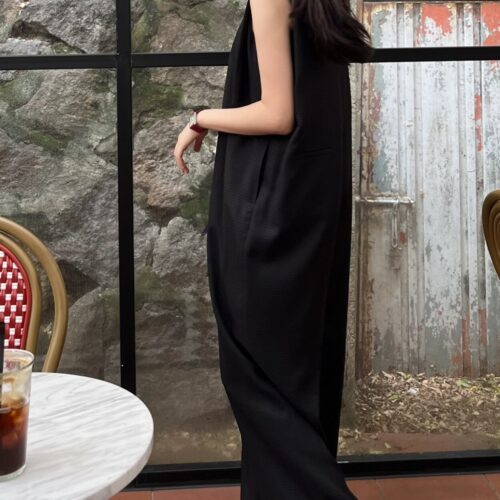 #76 Goodbye Holiday Jumpsuit (Black)