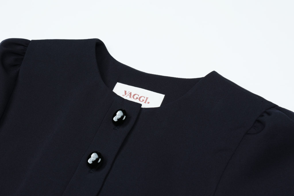 #91.1 Lady Camellia Button Dress (Dark Navy)