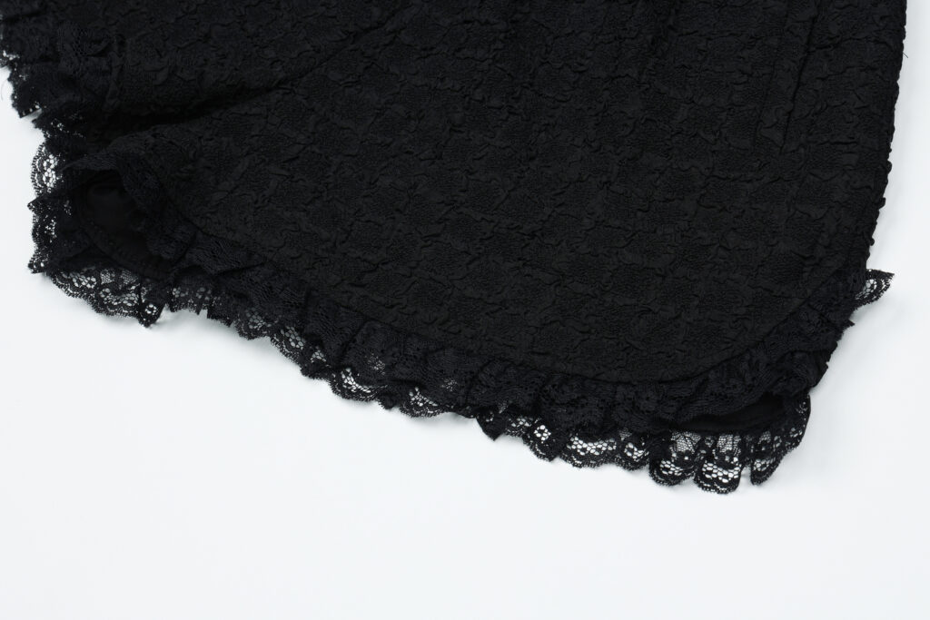 #94 Lace Trim Jacquard Shorts (Black)