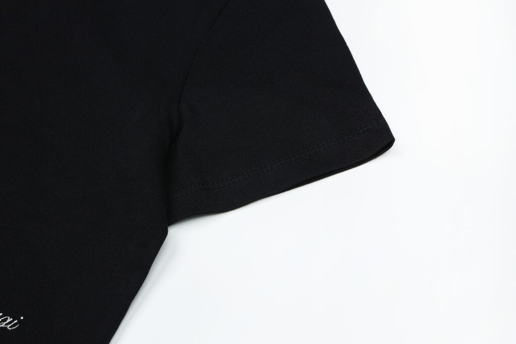 #95.1 90s Slim Fit Yaggi T-Shirt (Black)