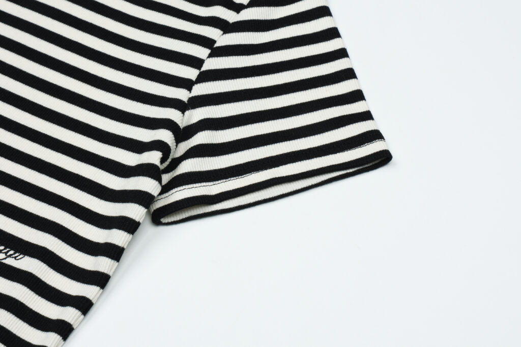 #95.2 90s Slim Fit Yaggi T-Shirt (Stripe)
