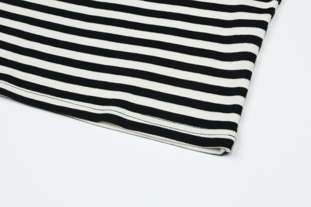 #95.2 90s Slim Fit Yaggi T-Shirt (Stripe)