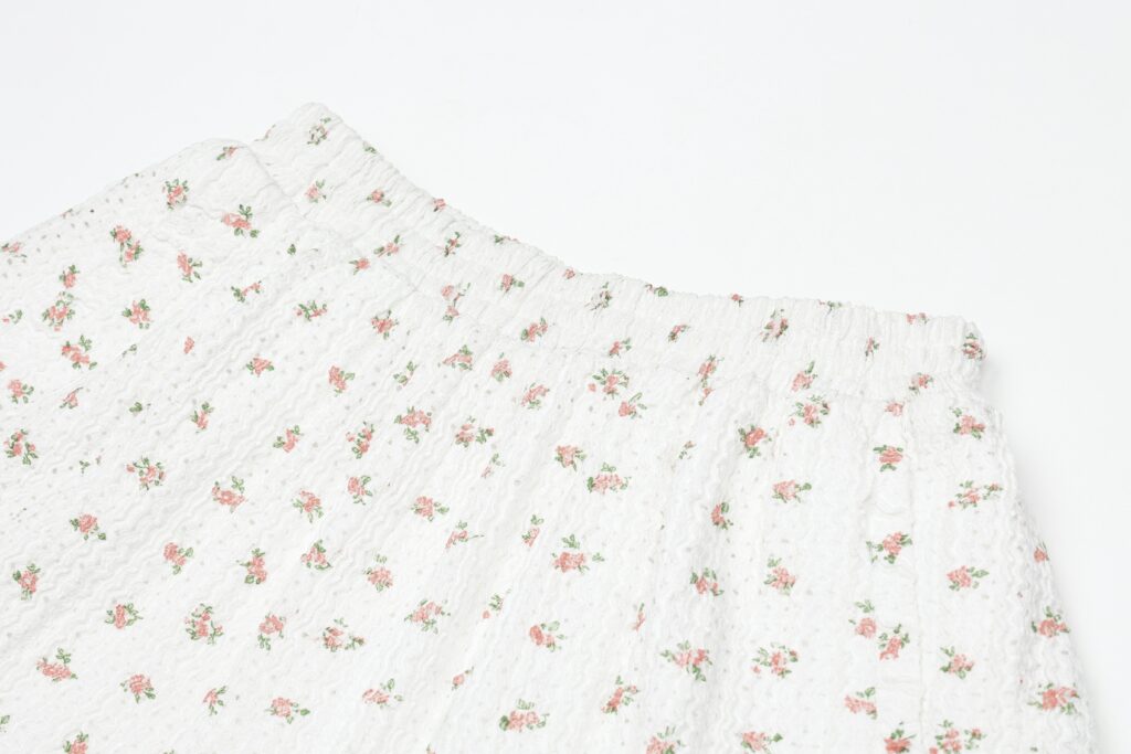#94.2 Lace Trim Floral Shorts