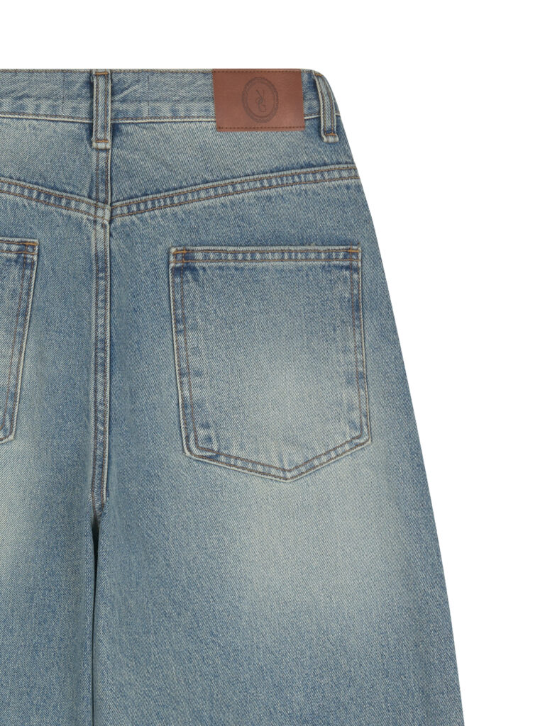 #104 Tailored Yaggi Jeans