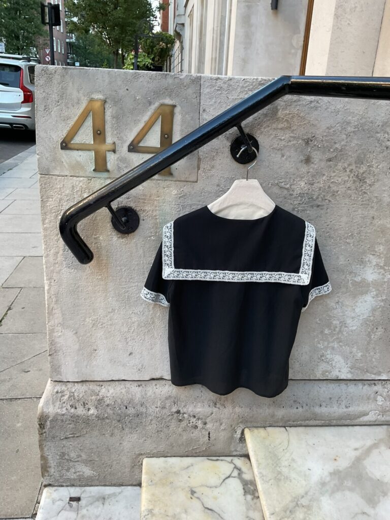 #123.1 Lace Detailed Sailor Collar Blouse (Black)