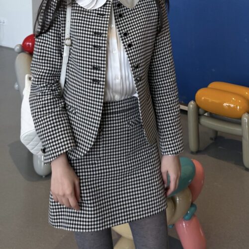 #150.1 Ceramic Button Check Skirt